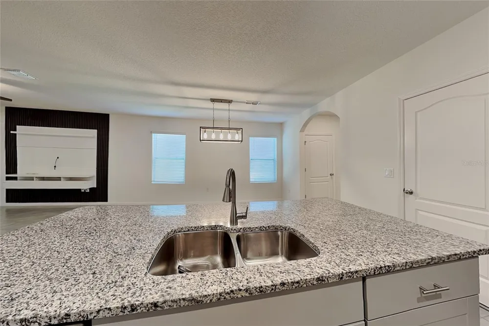 230 MEGHAN CIRCLE Deland, FL 32724