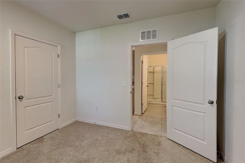 230 MEGHAN CIRCLE Deland, FL 32724