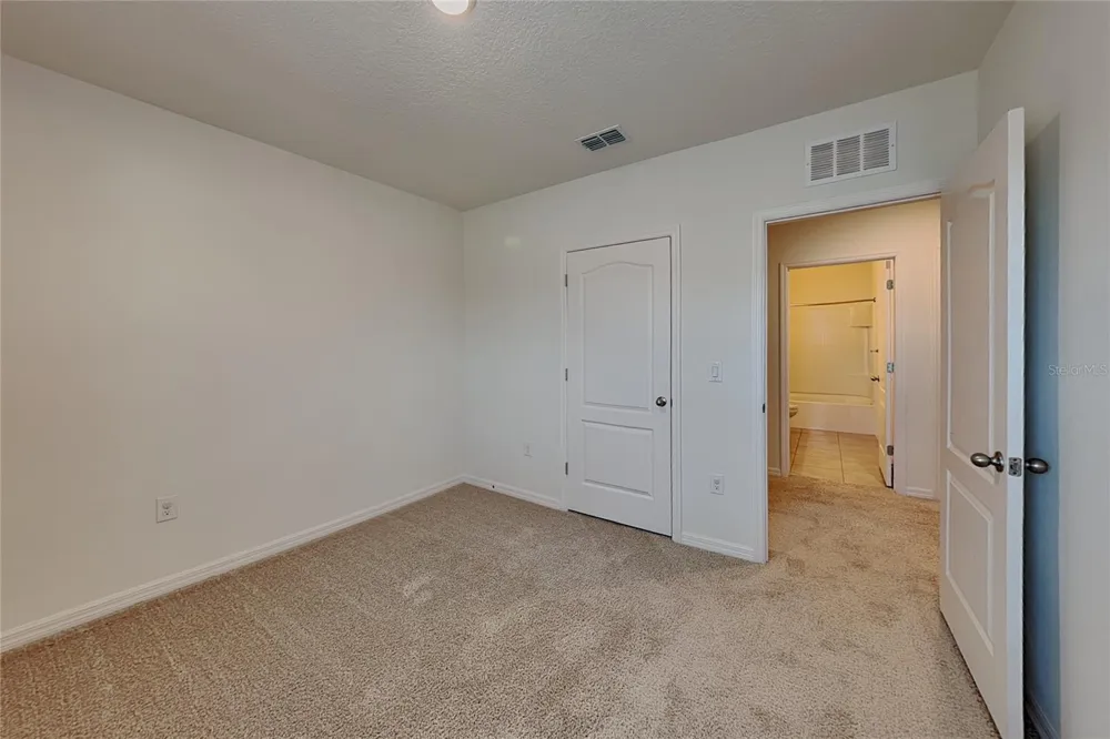 230 MEGHAN CIRCLE Deland, FL 32724