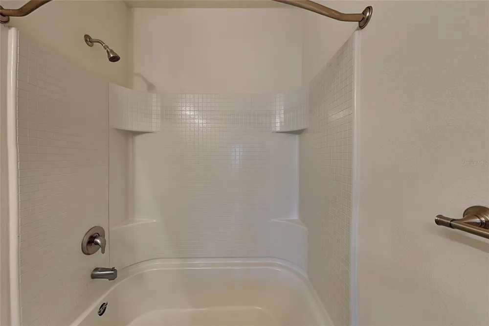 230 MEGHAN CIRCLE Deland, FL 32724