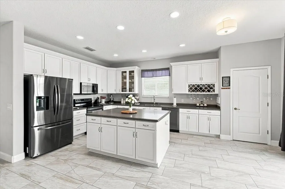 10908 SUBTLE TRAIL DRIVE Riverview, FL 33579