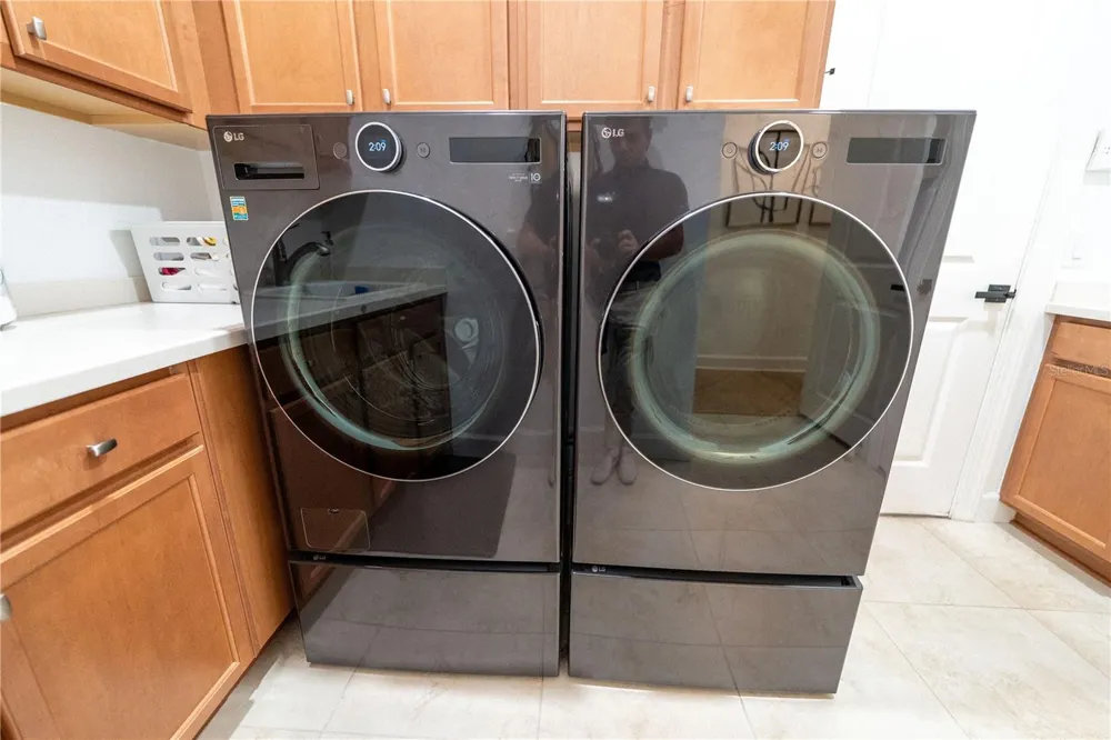 8137 GABANNA DRIVE Sarasota, FL 34231