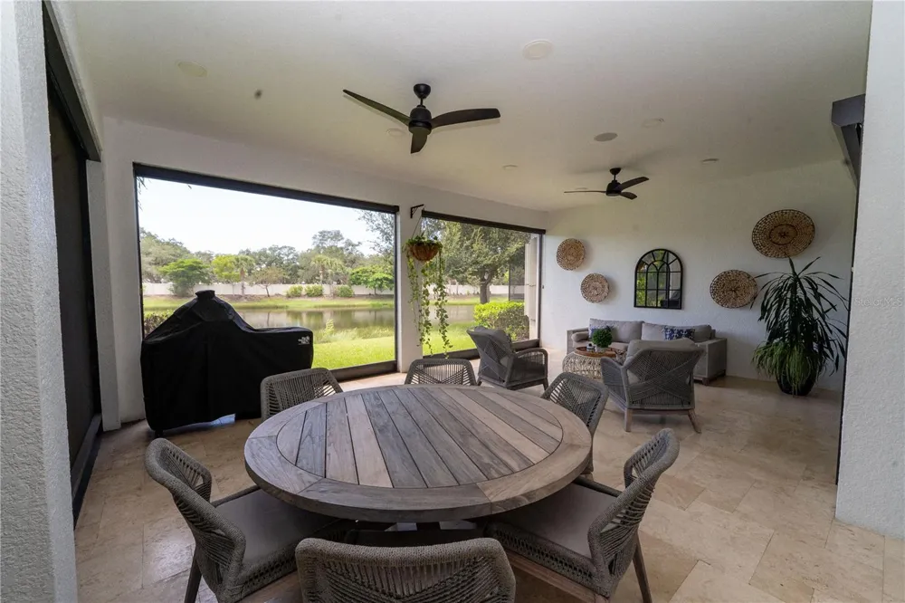 8137 GABANNA DRIVE Sarasota, FL 34231
