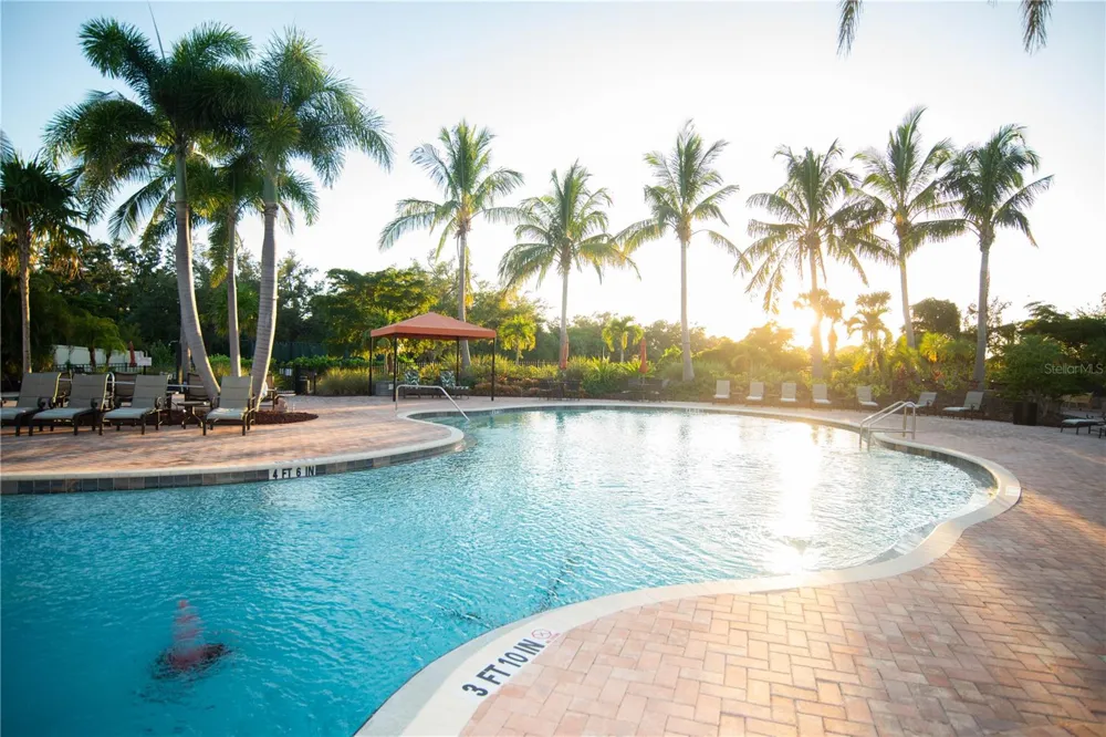 8137 GABANNA DRIVE Sarasota, FL 34231