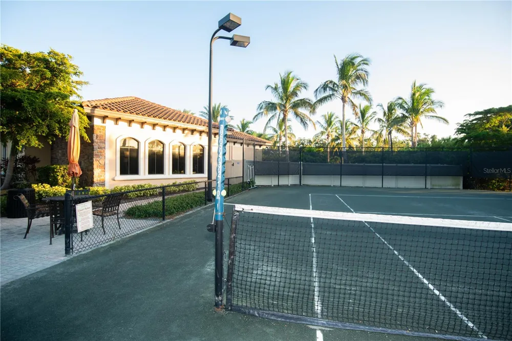 8137 GABANNA DRIVE Sarasota, FL 34231