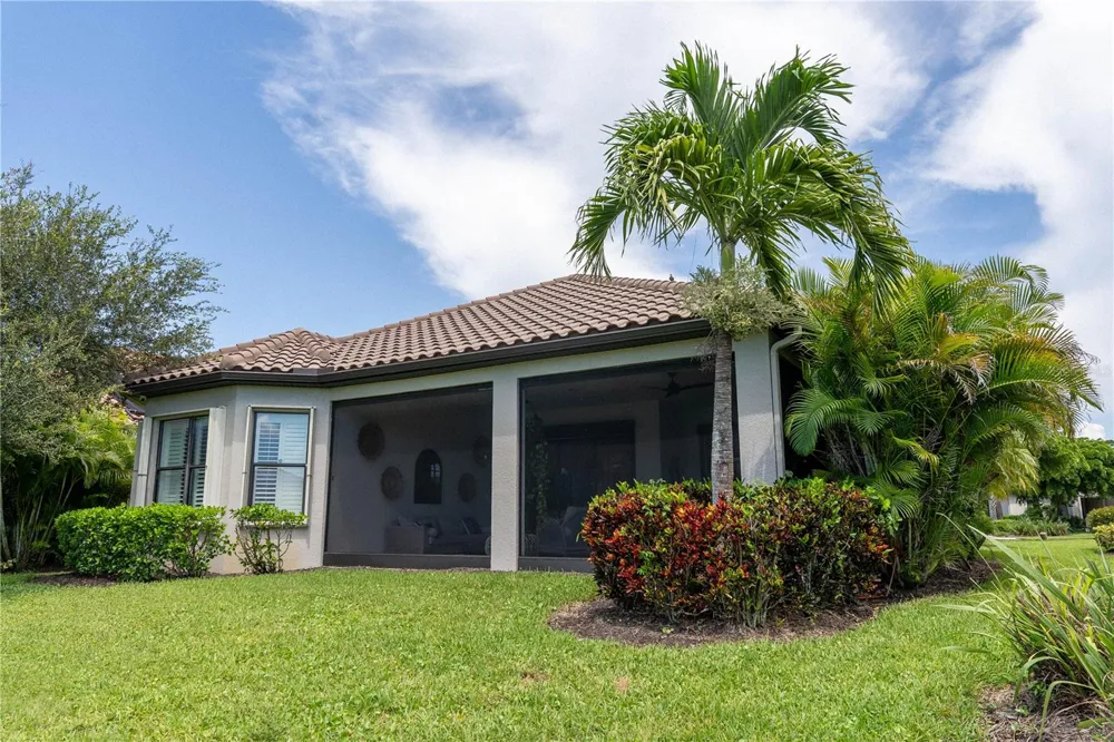8137 GABANNA DRIVE Sarasota, FL 34231