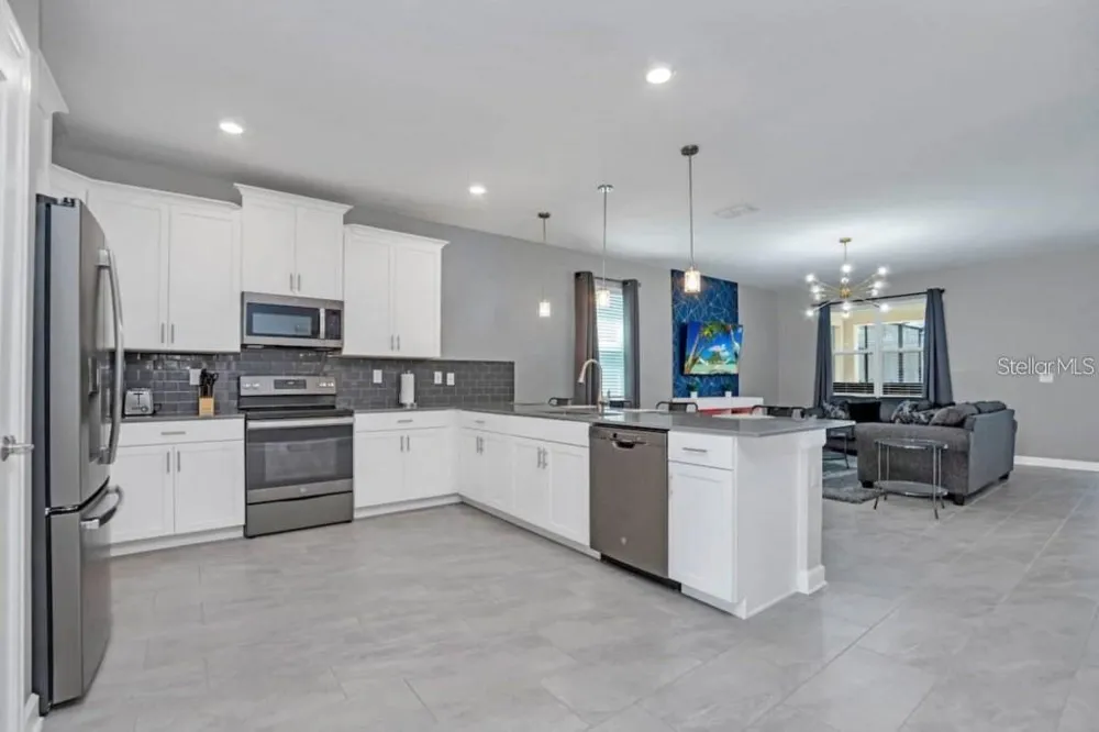2846 BOOKMARK DRIVE Kissimmee, FL 34746
