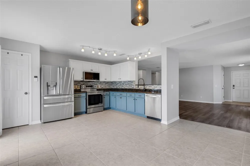 11136 GOLDEN SILENCE DRIVE Riverview, FL 33579