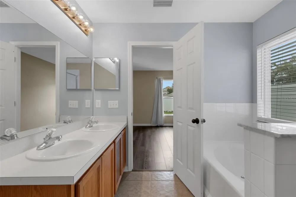 11136 GOLDEN SILENCE DRIVE Riverview, FL 33579