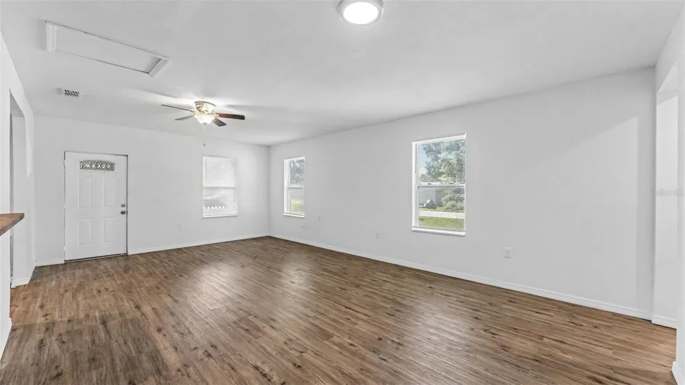 2409 W PARKER STREET Lakeland, FL 33815