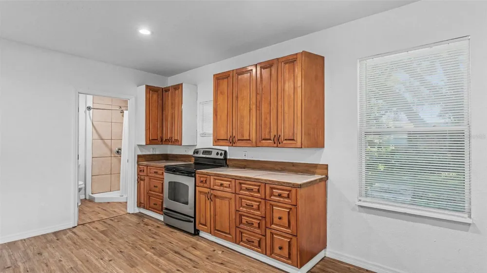 2409 W PARKER STREET Lakeland, FL 33815