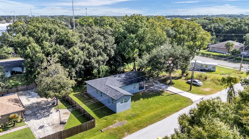 2409 W PARKER STREET Lakeland, FL 33815