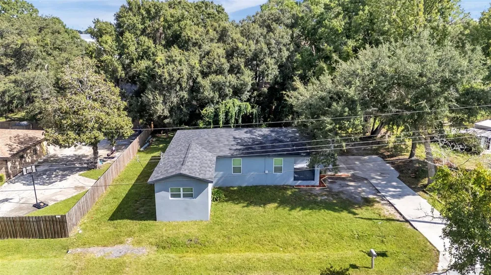 2409 W PARKER STREET Lakeland, FL 33815