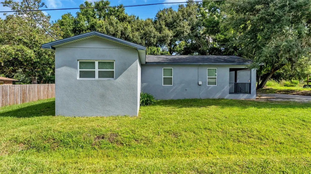 2409 W PARKER STREET Lakeland, FL 33815