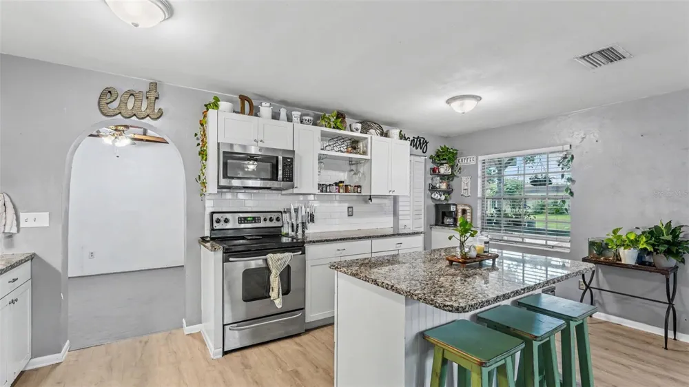 3529 DOREEN DRIVE Lakeland, FL 33810