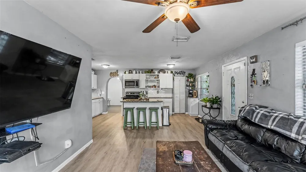 3529 DOREEN DRIVE Lakeland, FL 33810