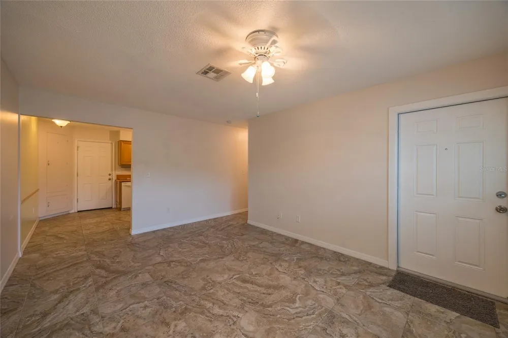 6219 2ND AVENUE S St Petersburg, FL 33707
