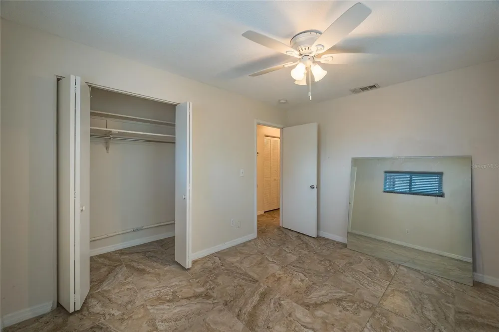 6219 2ND AVENUE S St Petersburg, FL 33707