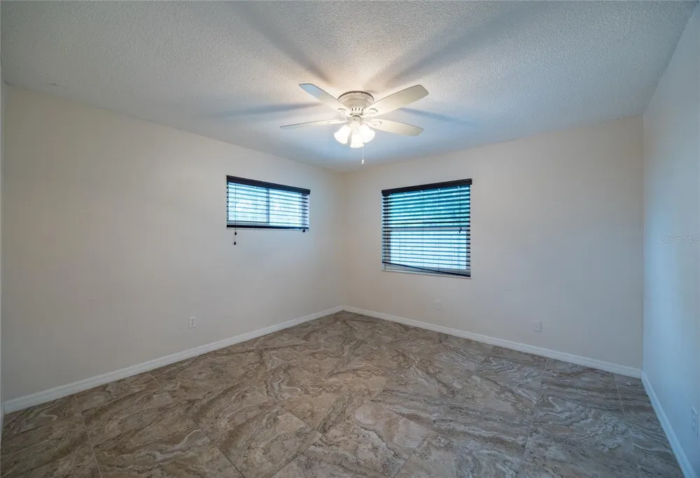 6219 2ND AVENUE S St Petersburg, FL 33707