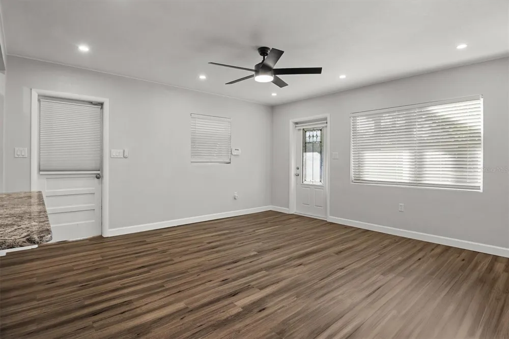 603 HINTON CRESCENT Lakeland, FL 33803