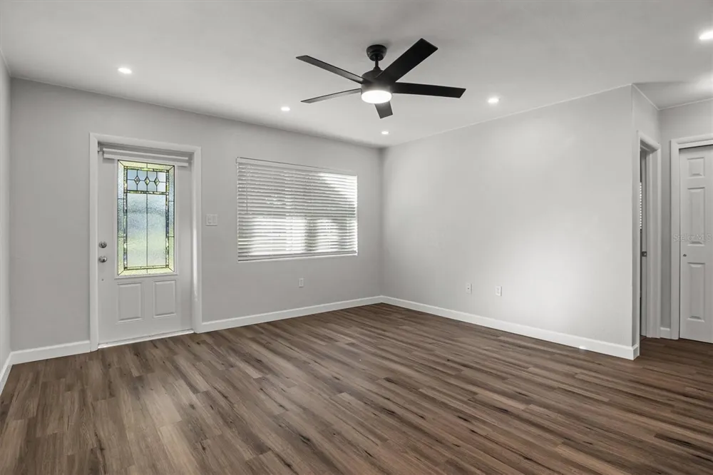 603 HINTON CRESCENT Lakeland, FL 33803