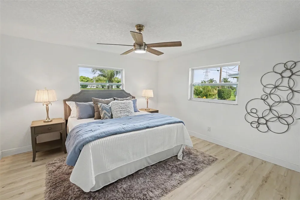 9975 41ST STREET Pinellas Park, FL 33782