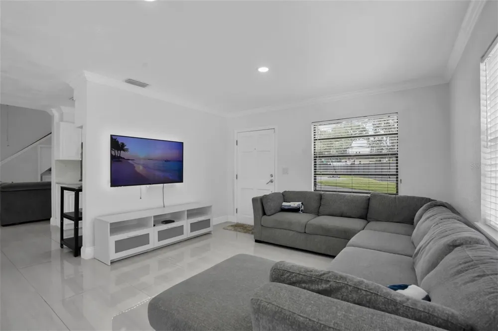 12409 BOULEVARD Tampa, FL 33612
