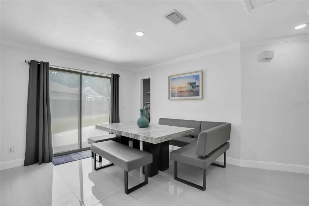 12409 BOULEVARD Tampa, FL 33612