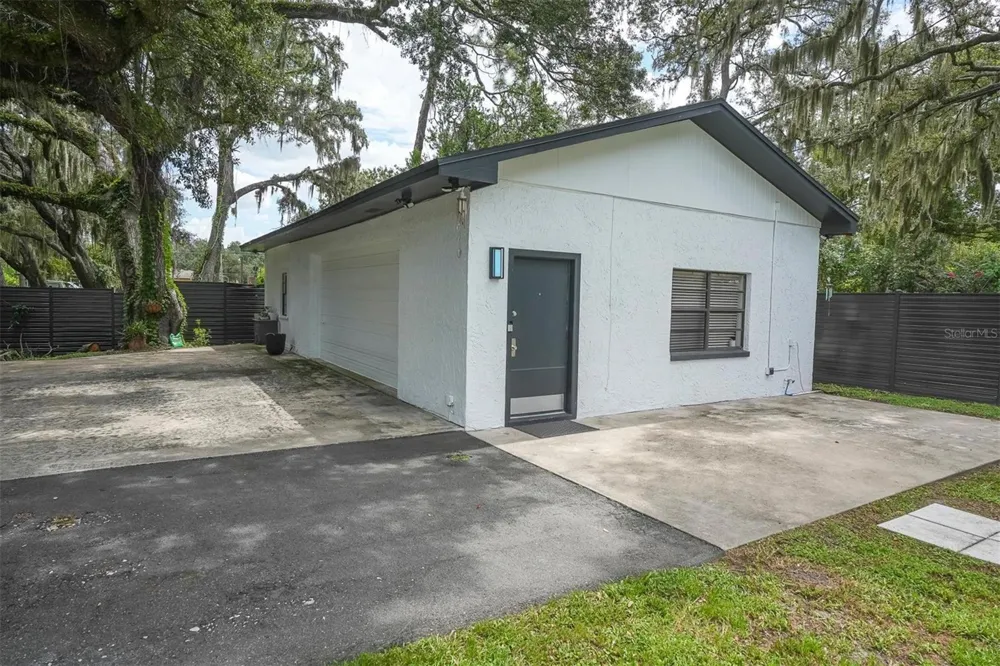 12409 BOULEVARD Tampa, FL 33612
