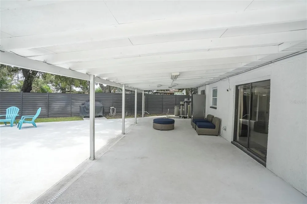 12409 BOULEVARD Tampa, FL 33612