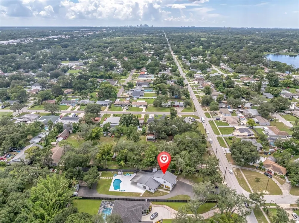 12409 BOULEVARD Tampa, FL 33612
