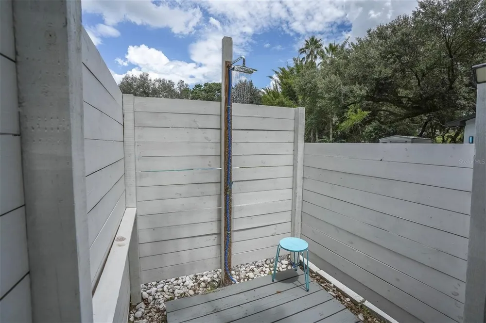 12409 BOULEVARD Tampa, FL 33612
