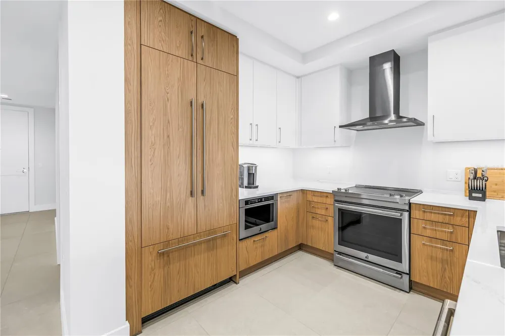 275 1ST AVENUE S #3704 St Petersburg, FL 33701