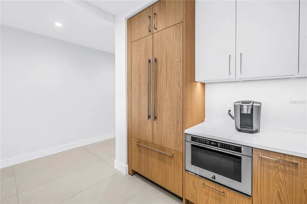 275 1ST AVENUE S #3704 St Petersburg, FL 33701