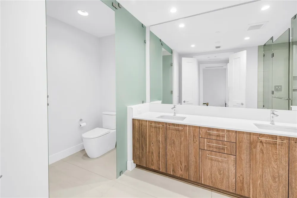 275 1ST AVENUE S #3704 St Petersburg, FL 33701