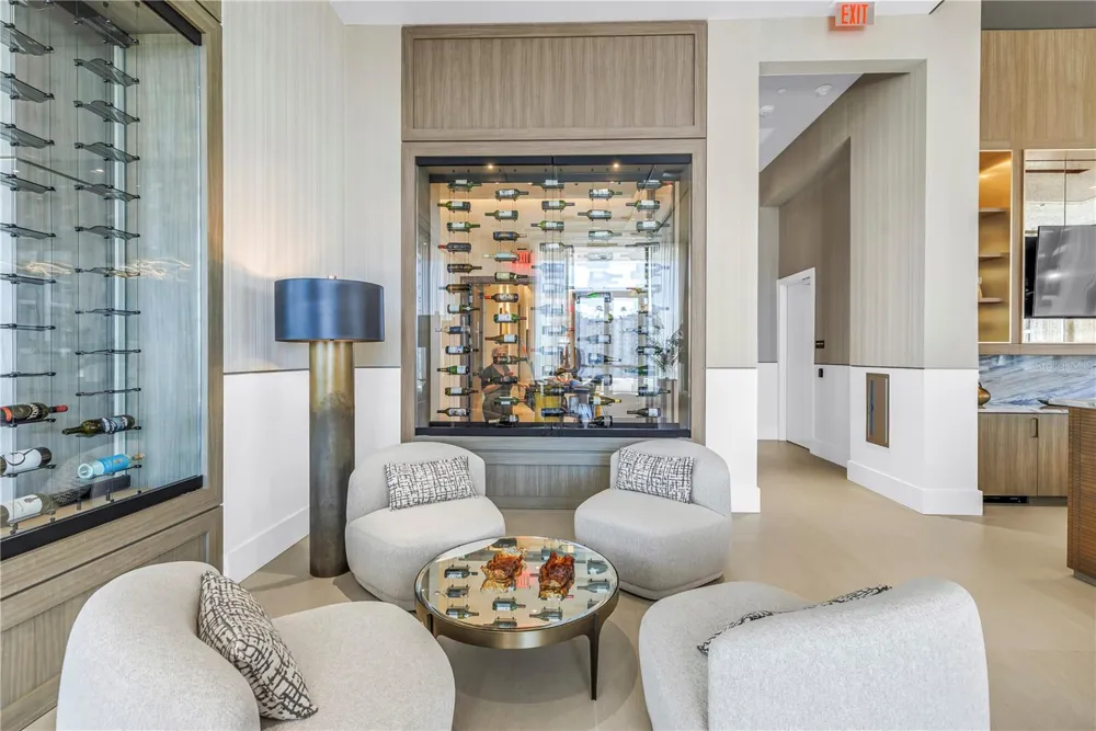 275 1ST AVENUE S #3704 St Petersburg, FL 33701