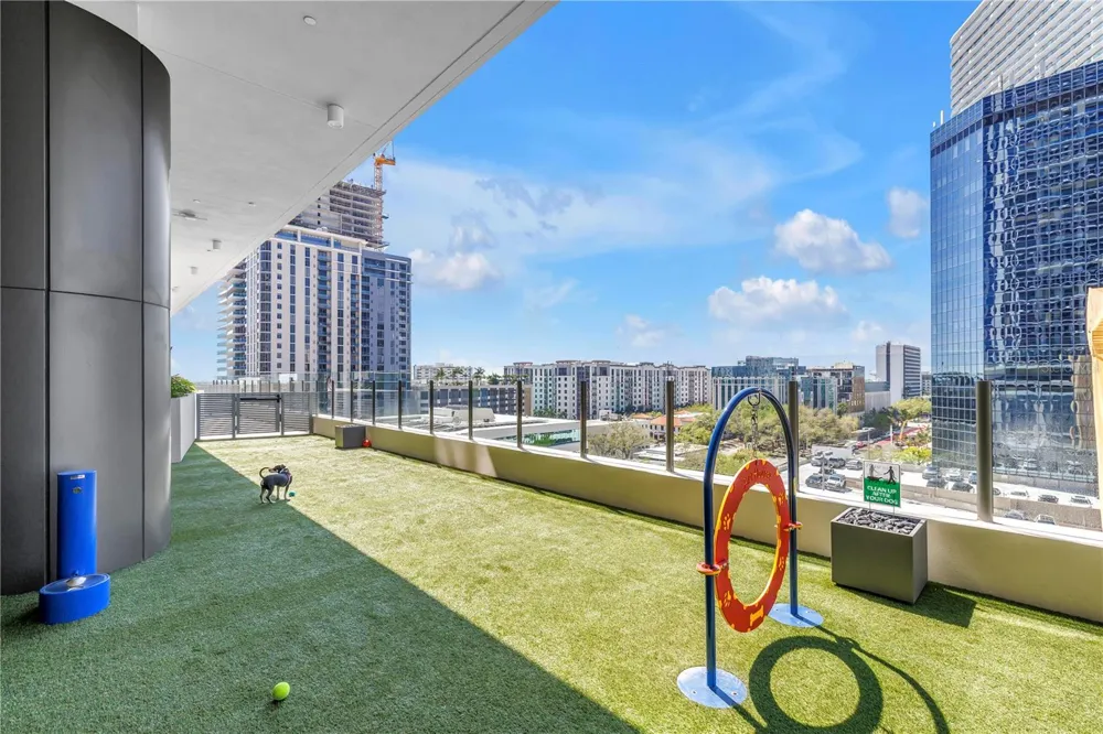 275 1ST AVENUE S #3704 St Petersburg, FL 33701