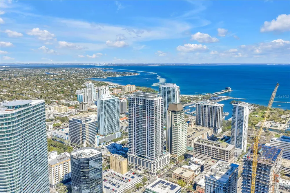 275 1ST AVENUE S #3704 St Petersburg, FL 33701