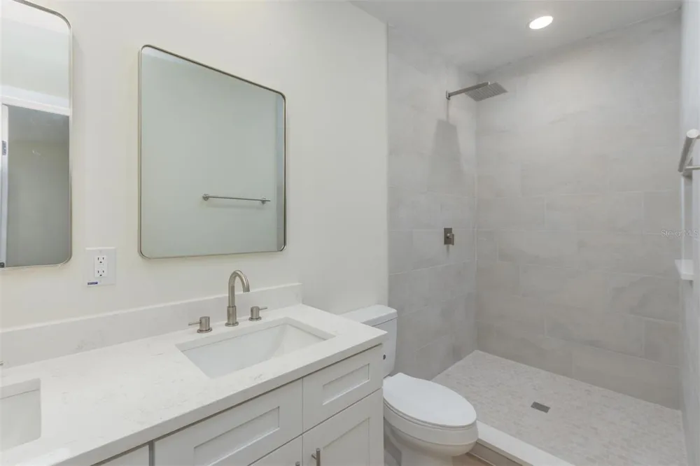 1008 BERWYN ROAD Orlando, FL 32806