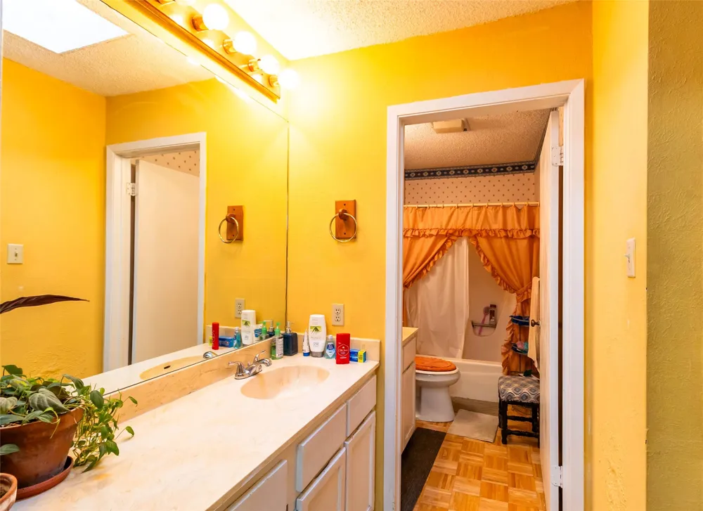8340 Fathom Circle #504 Austin, TX 78750