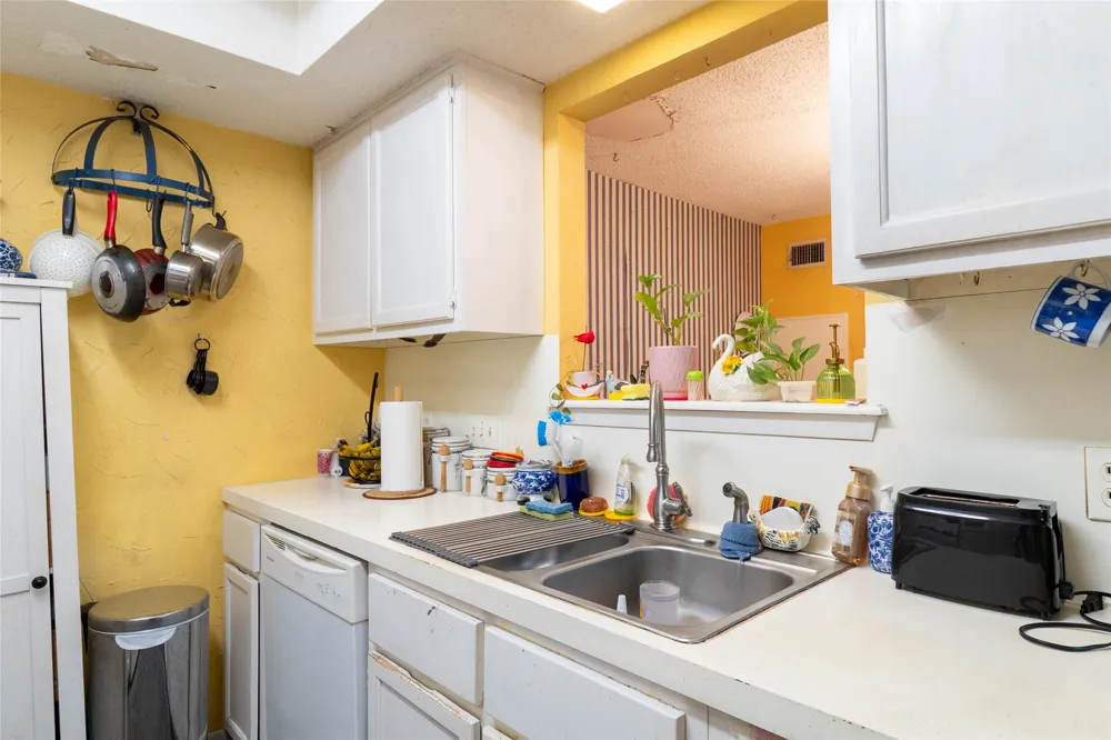 8340 Fathom Circle #504 Austin, TX 78750