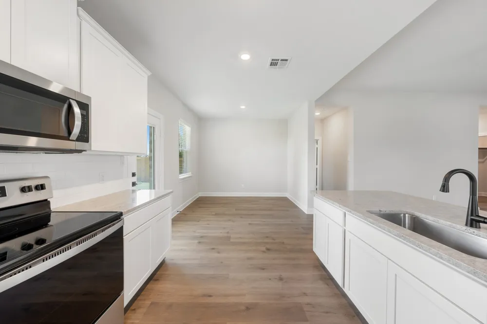 236 Live Oak Lane Hutchins, TX 75141