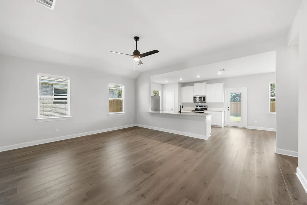 236 Live Oak Lane Hutchins, TX 75141