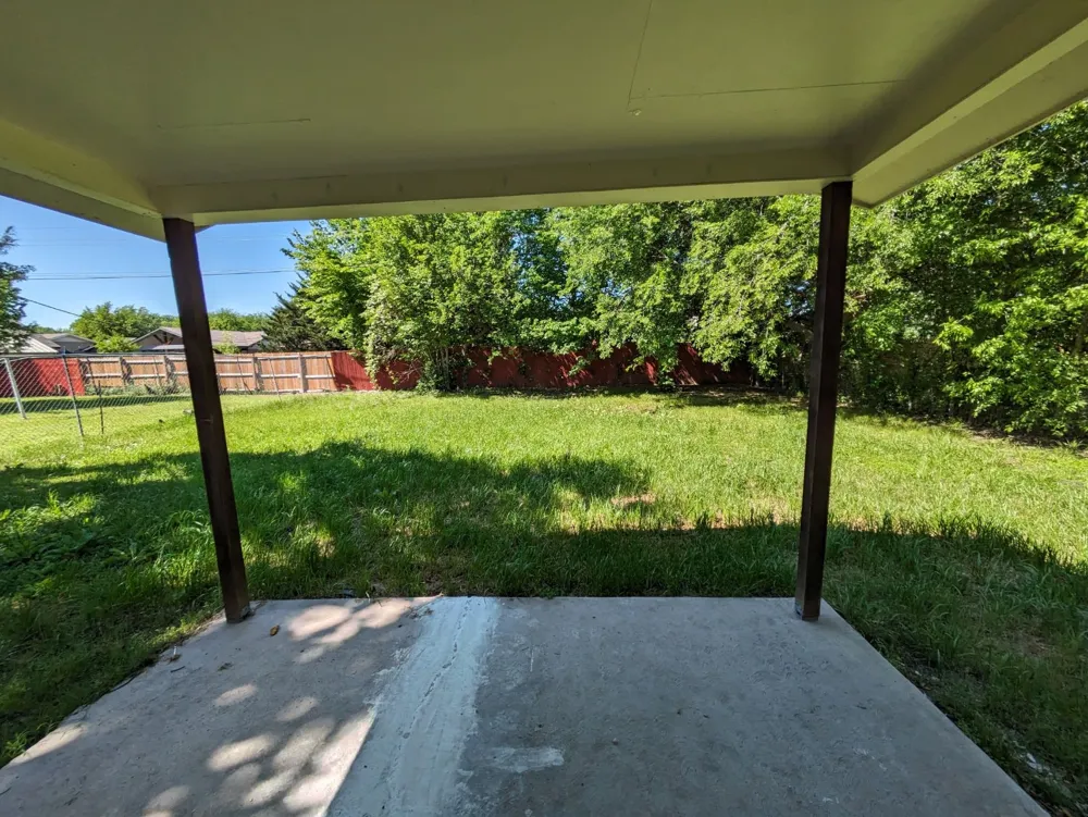 401 Redbud Lane Wilmer, TX 75172