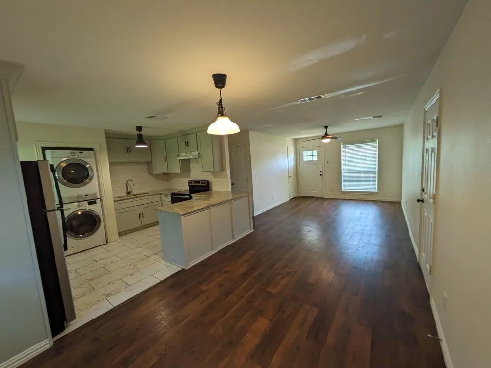 401 Redbud Lane Wilmer, TX 75172