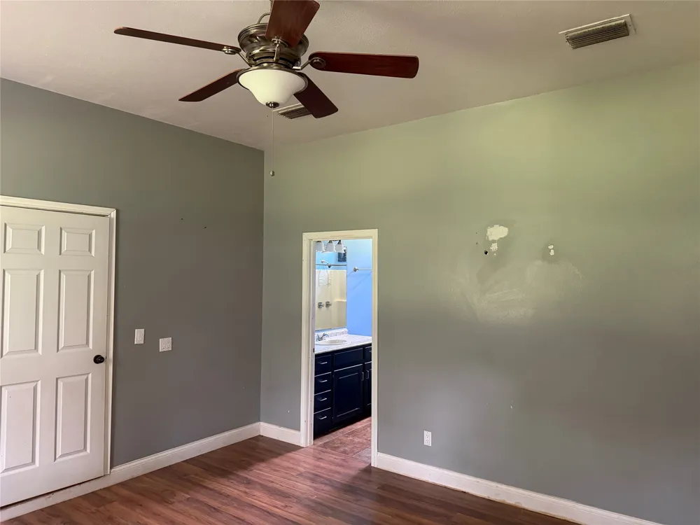 2071 W Point Tap Road Palestine, TX 75803