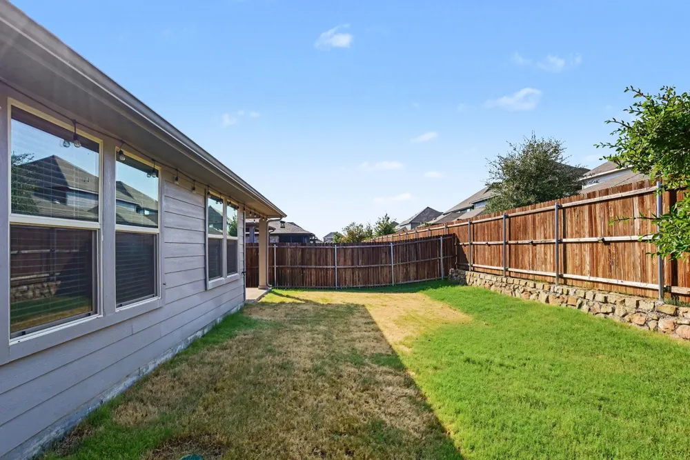 1421 Rolling Fox Drive Forney, TX 75126