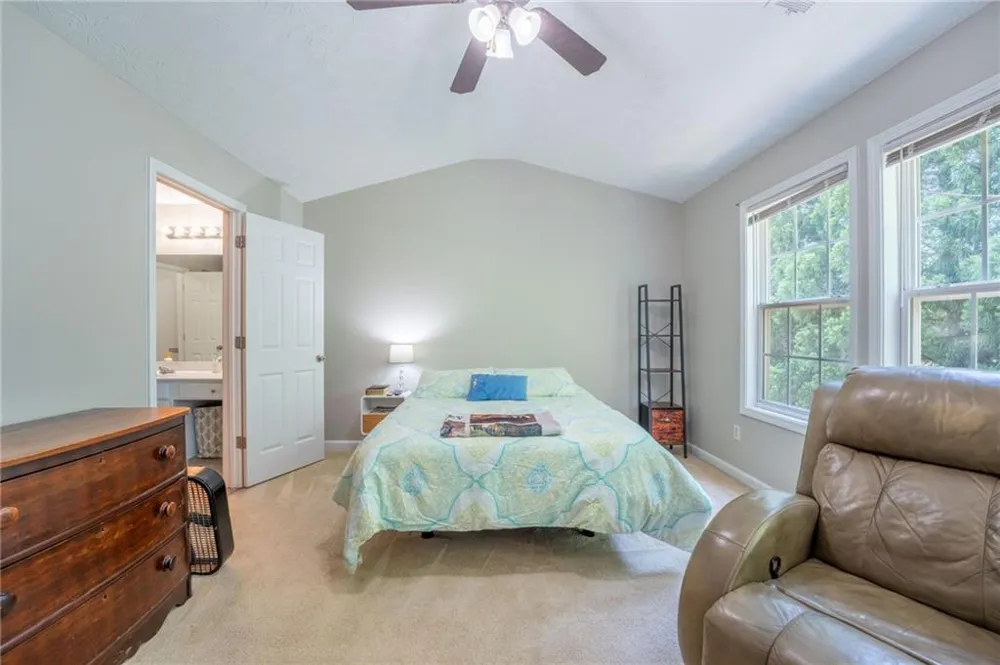 4 Madaline Lane Dawsonville, GA 30534