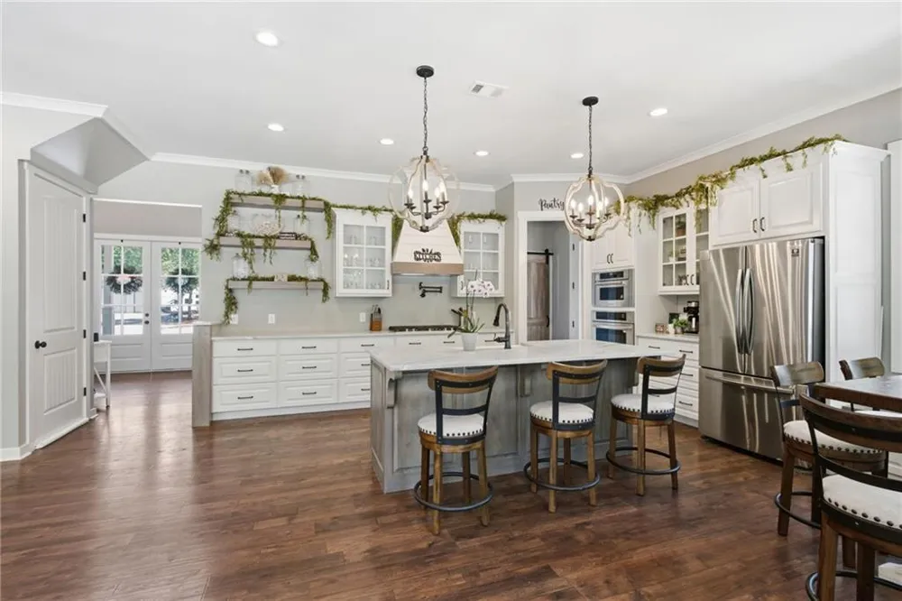 420 Thompson Creek Park Road Dawsonville, GA 30534