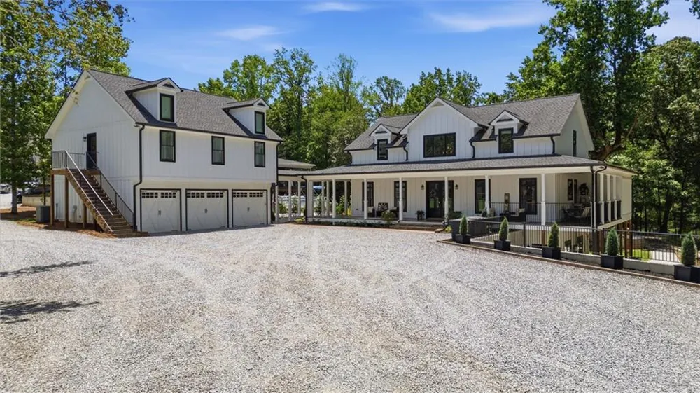 420 Thompson Creek Park Road Dawsonville, GA 30534